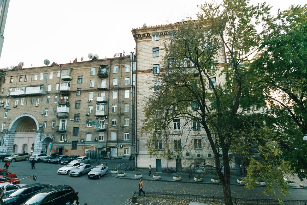 Apartamenty Na Kreszczatike Kiew Exterior foto