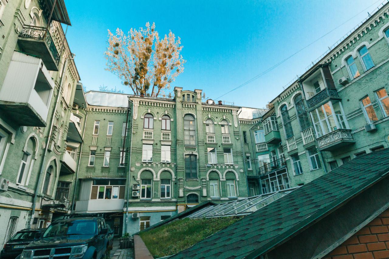 Apartamenty Na Kreszczatike Kiew Exterior foto